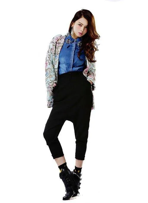 Limited edition jacquard vintage embroidered pastel blue blazer- Hanako